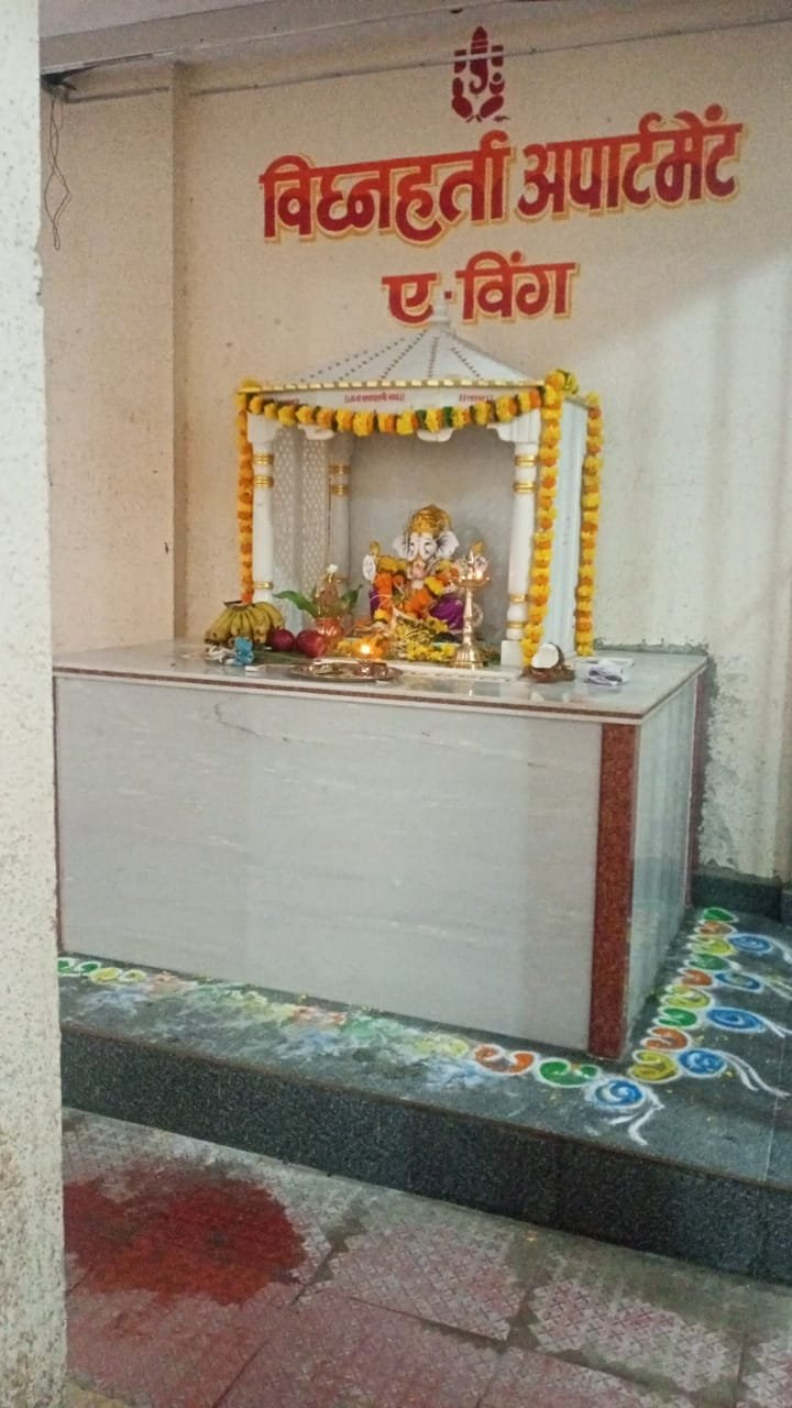 हिंदी समाचार |विघ्नहर्ता सोसाइटी में बने...