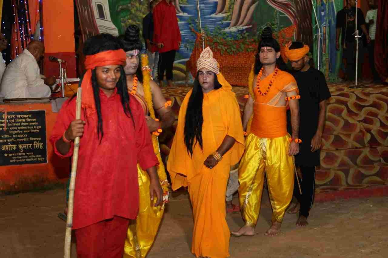 हिंदी समाचार |राम केवट संवाद का मंचन देख...