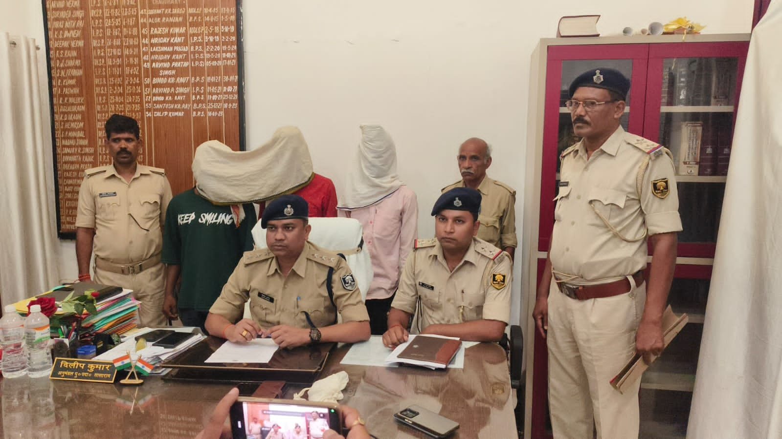 हिंदी समाचार |लूट कांड का सफल उद्भेदन, तीन...