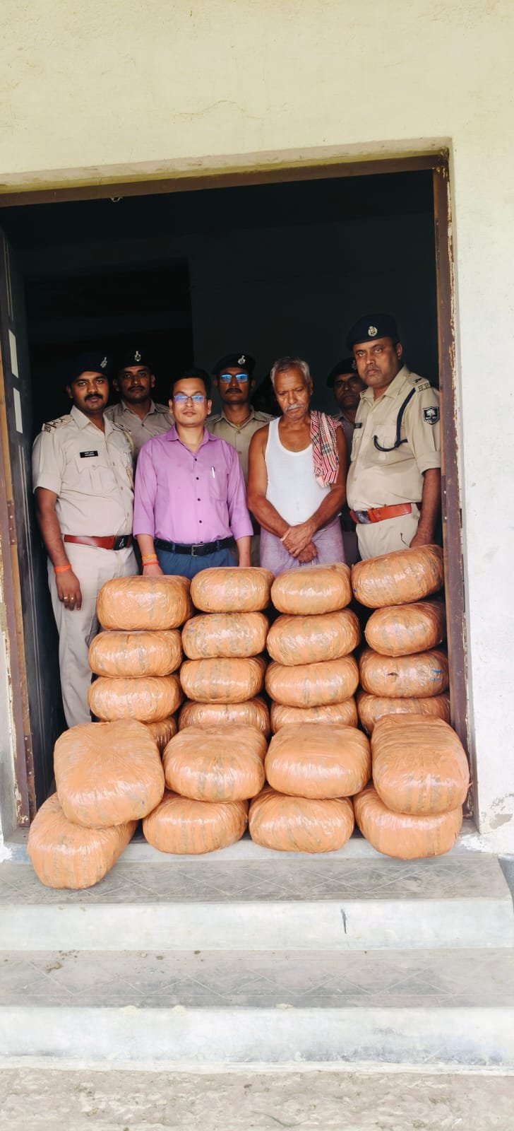 हिंदी समाचार | दुर्गावती पुलिस की कार्रवाई...