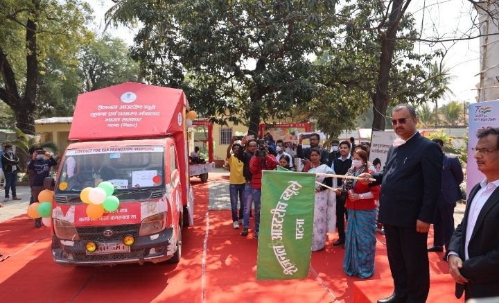 हिंदी समाचार |लोगों में टीकाकरण के प्रति...
