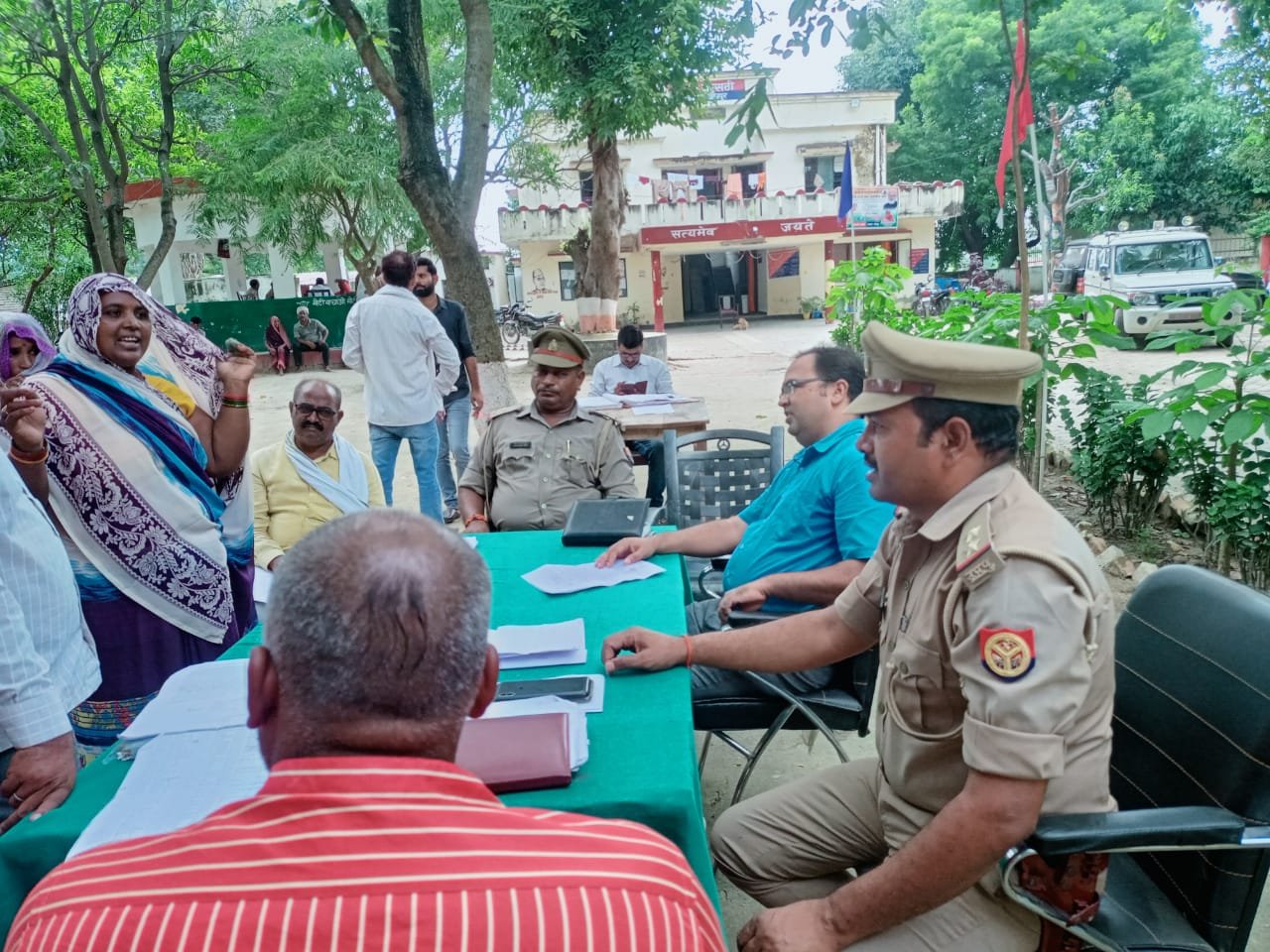 हिंदी समाचार |बरसठी थाना में समाधान दिवस का...