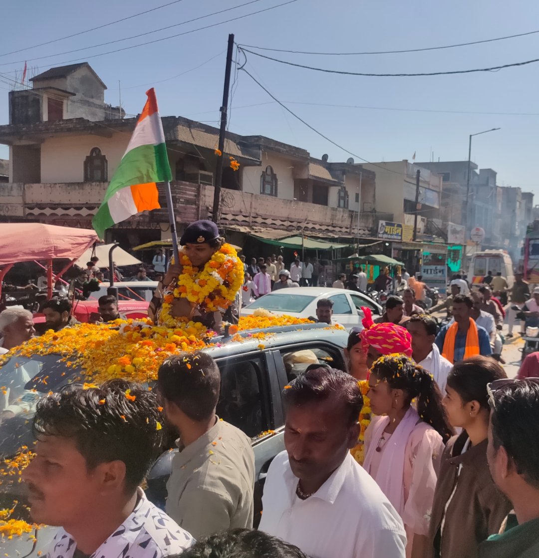 हिंदी समाचार |सीआईएसएफ की ट्रेनिंग पुरी कर...