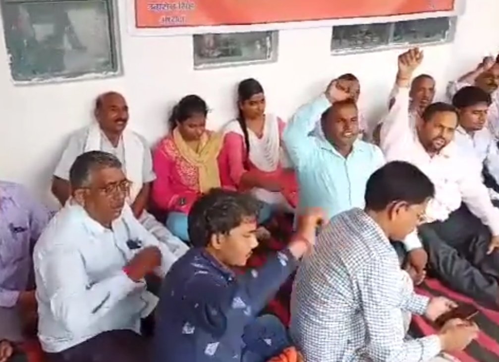हिंदी समाचार |लेखपालों का पांच सूत्रीय...