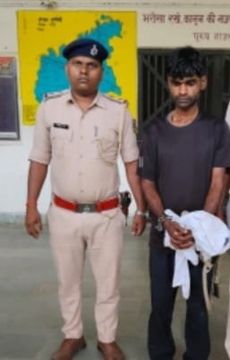 हिंदी समाचार | शराब मामले का फरार तस्कर...
