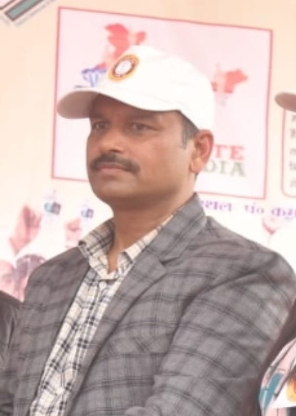 हिंदी समाचार |एडूलीडर्स 2022 अवार्ड से...