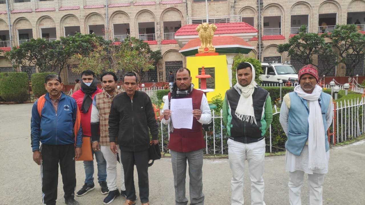 हिंदी समाचार |पैसा गबन के मामलें में वीडिओ...