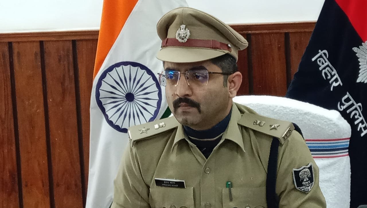 हिंदी समाचार |प्रशासन की सख्ती को देख...