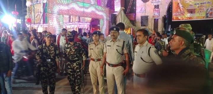 हिंदी समाचार |रामगढ़ में विभिन्न पूजा पंडालो...