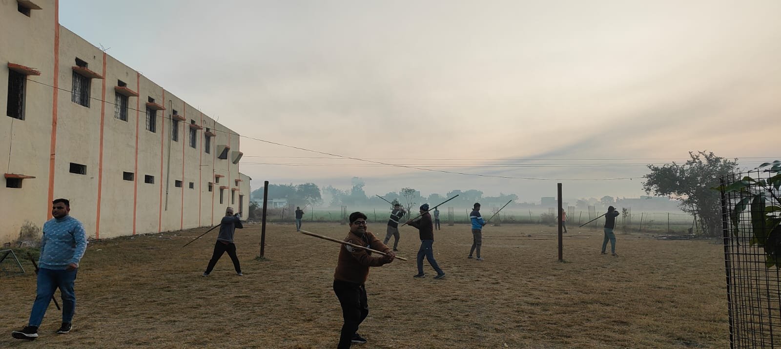 हिंदी समाचार |आरएसएस स्वयंसेवकों ने मनाया...