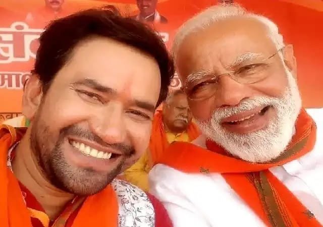 हिंदी समाचार |निरहुआ हो गये राजनीति का शिकार