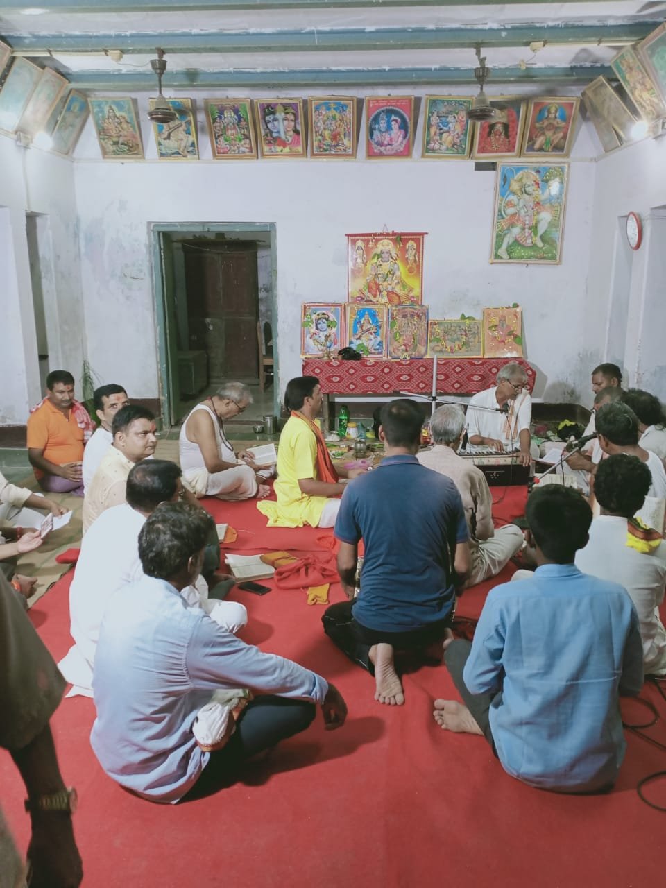 हिंदी समाचार |रामगढ़ वासियों द्वारा तुलसी...