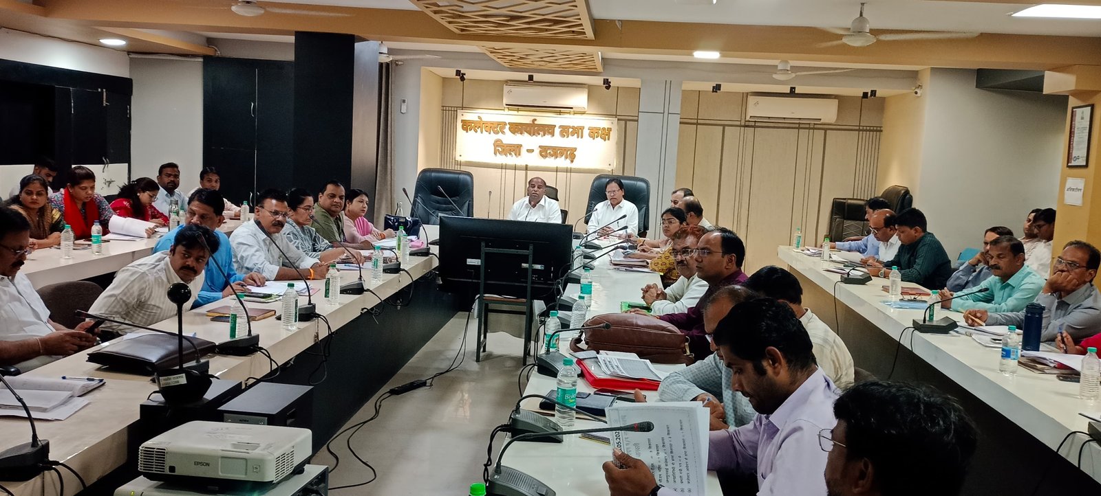 हिंदी समाचार |सीएम हेल्‍पलाईन की शिकायतों...