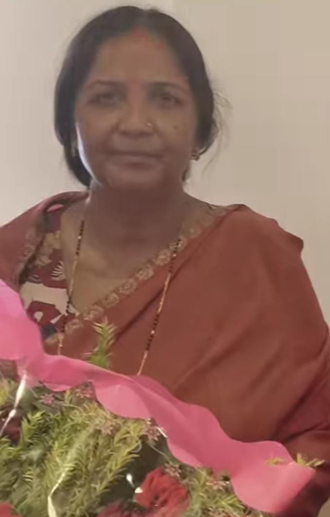 हिंदी समाचार |महिला विधायक पहुंची मां...