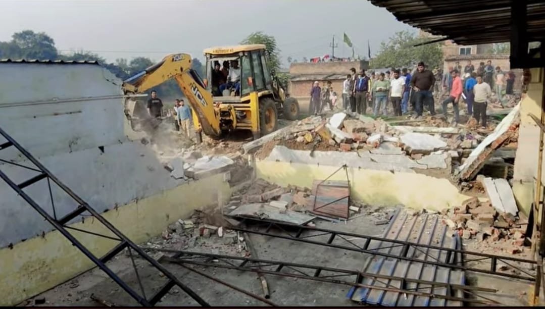 हिंदी समाचार |बुलडोजर चला और गरीबों के...