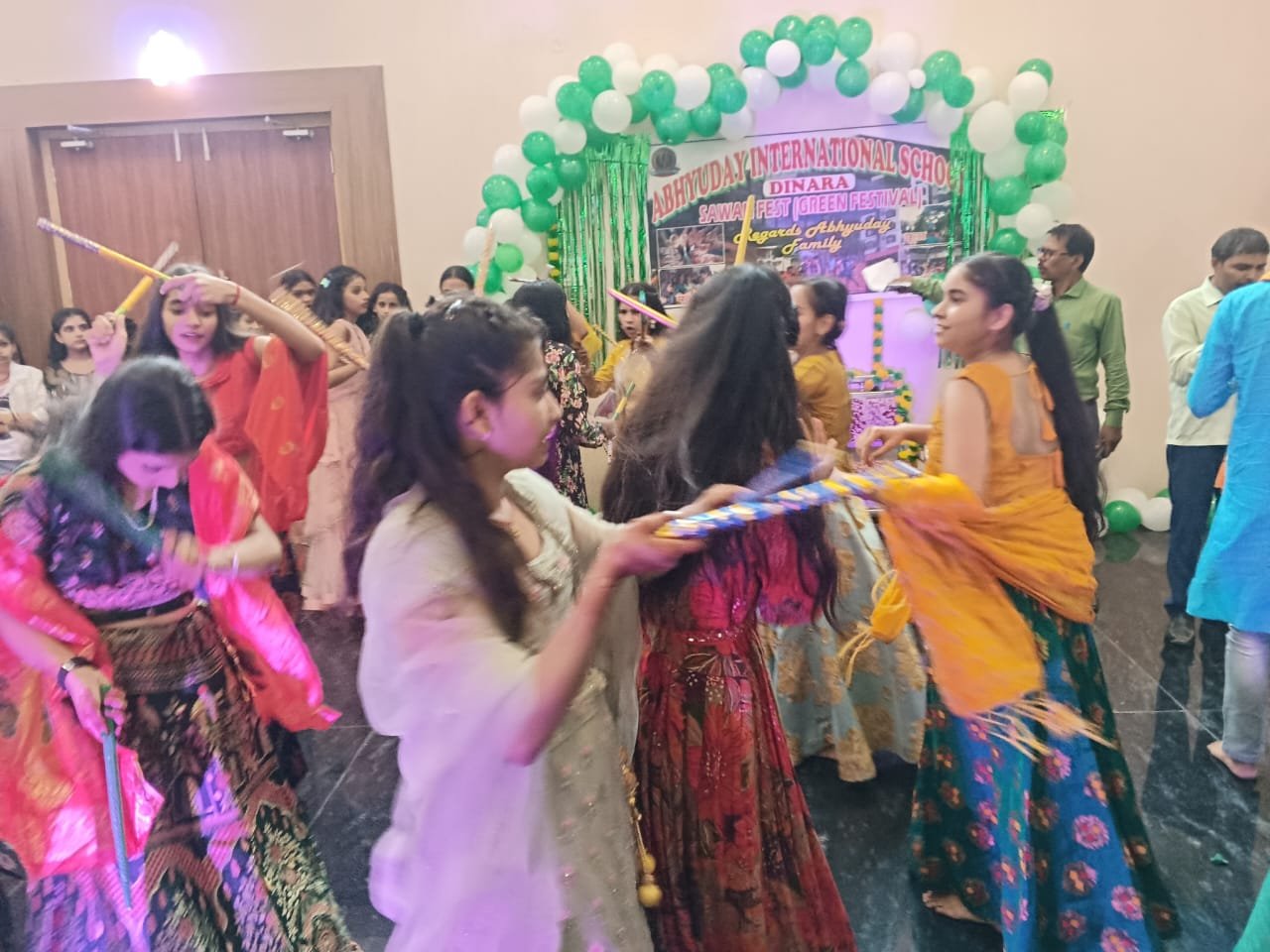 हिंदी समाचार |सावन ग्रीन फेस्टिवल का आयोजन...