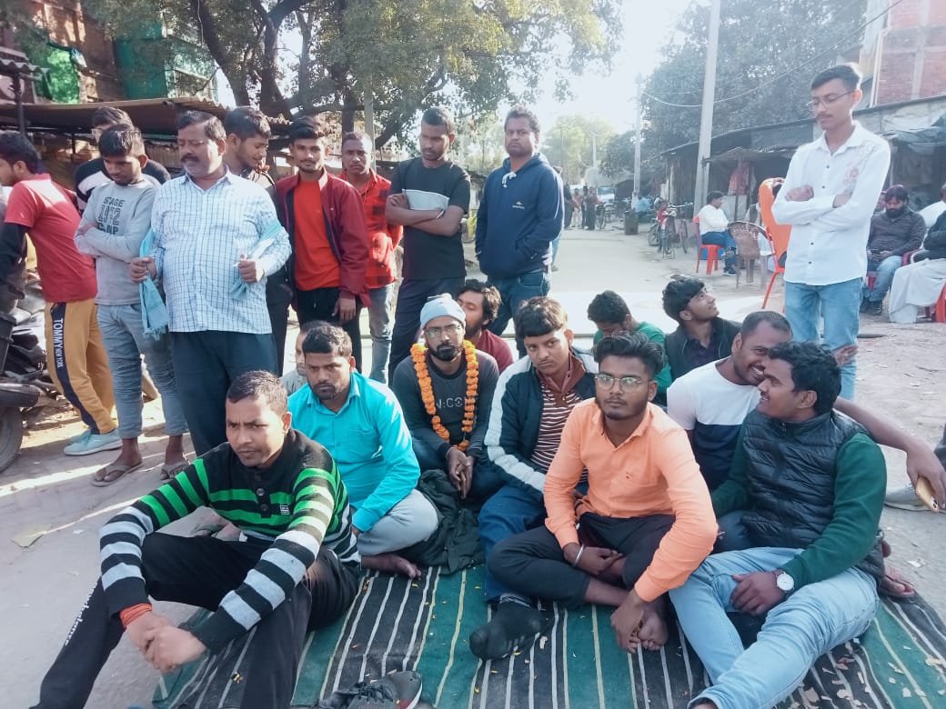 हिंदी समाचार |रेलवे ओवरब्रिज एवं ट्रेन...