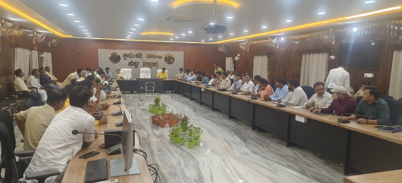 हिंदी समाचार |मुंडेश्वरी सभागार में...