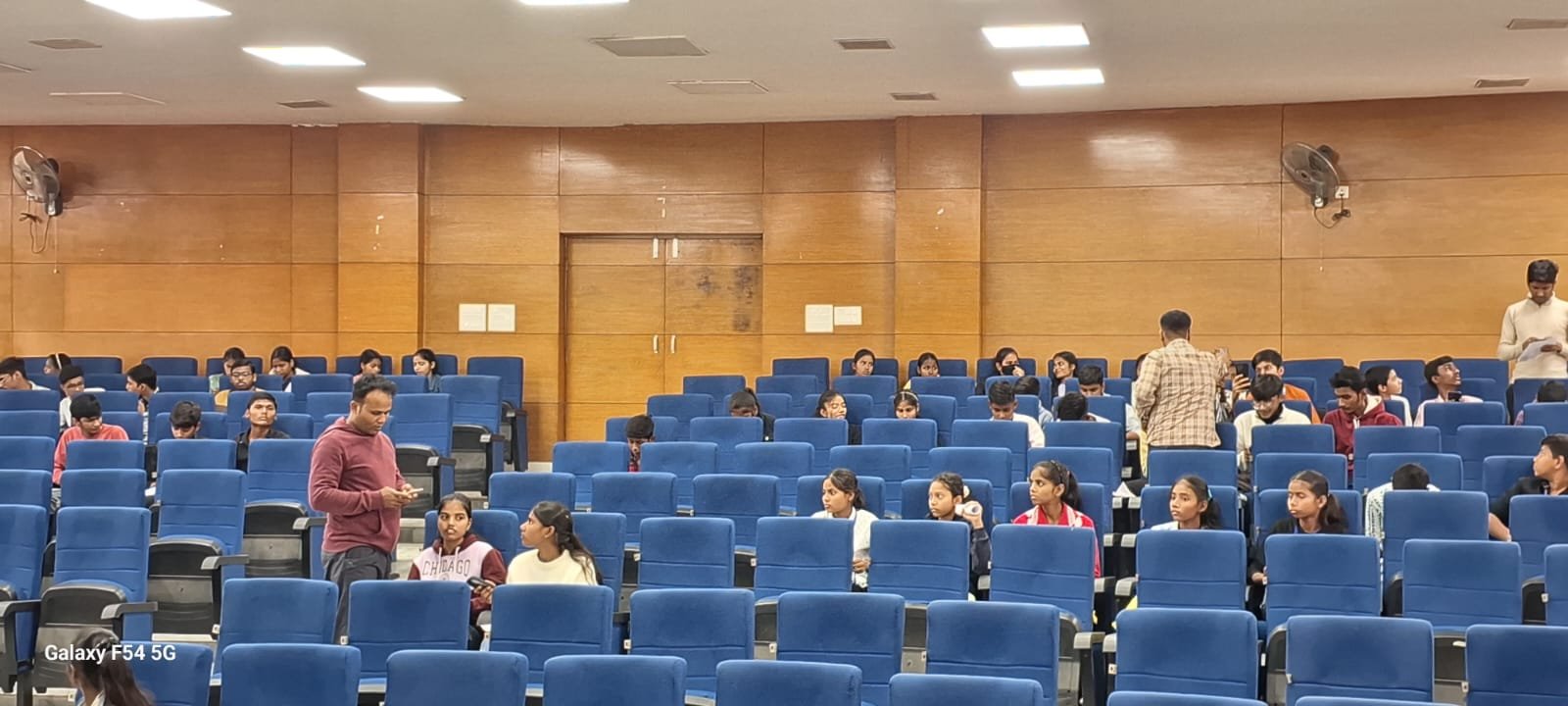 हिंदी समाचार |अभियंत्रण महाविद्यालय में...