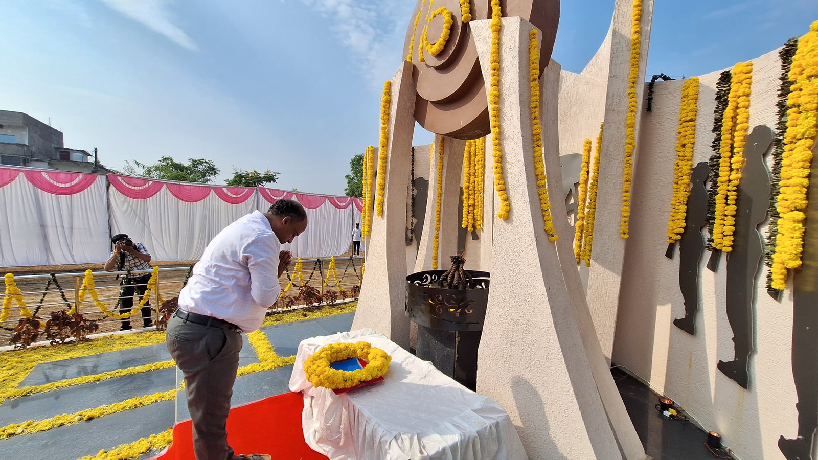 हिंदी समाचार |राजगढ़ पुलिस परेड ग्राउंड में...