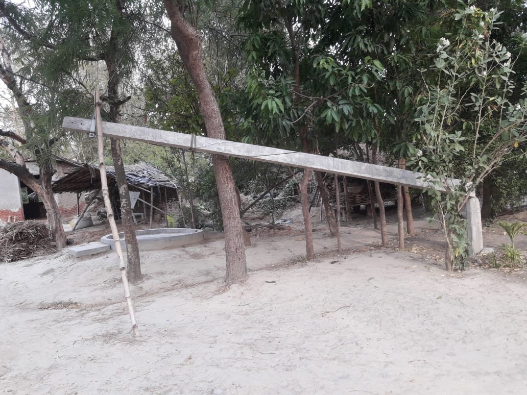 हिंदी समाचार |बांस के सहारे बिजली का...
