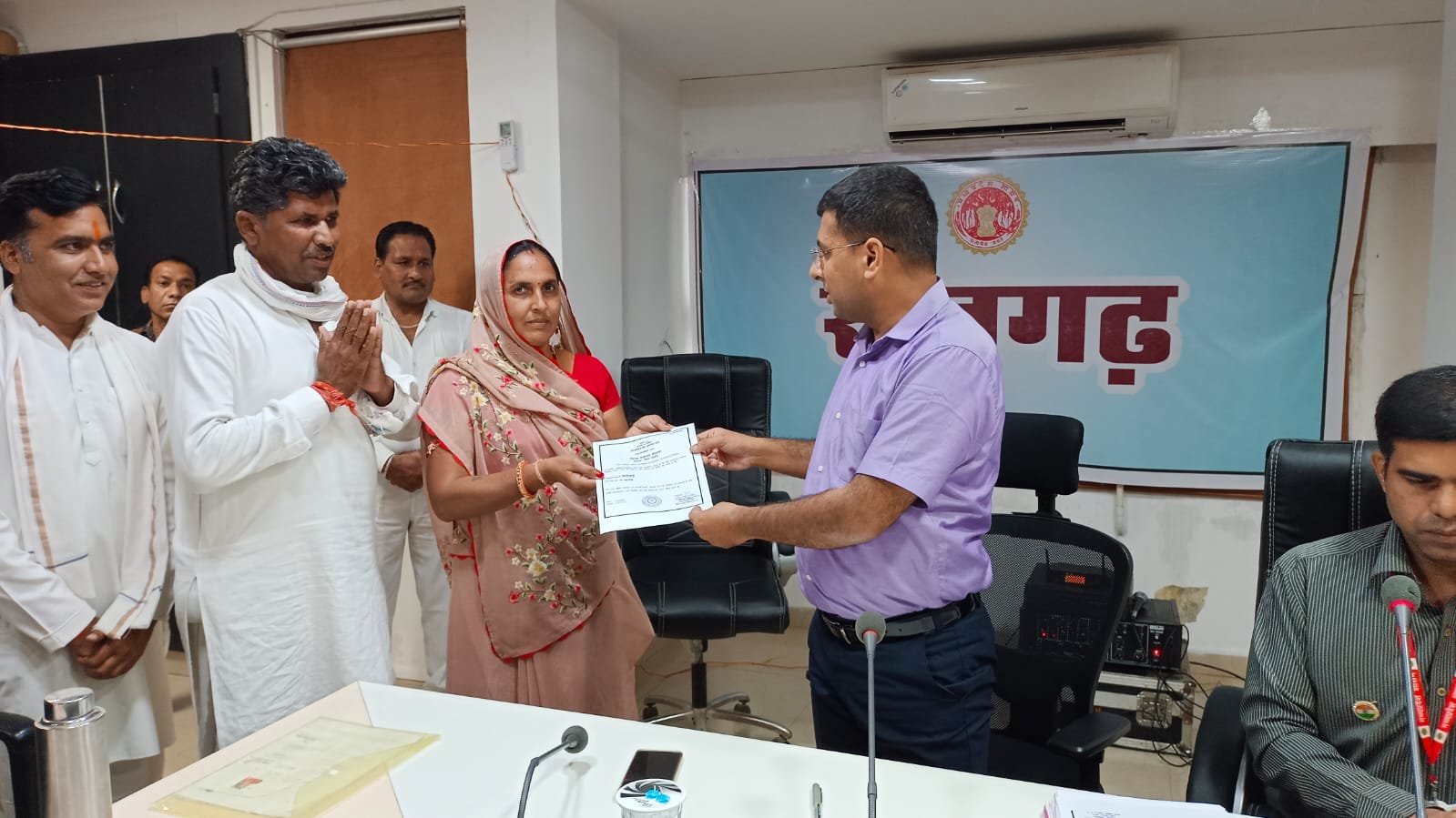हिंदी समाचार |जिला पंचायत के निर्वाचित...
