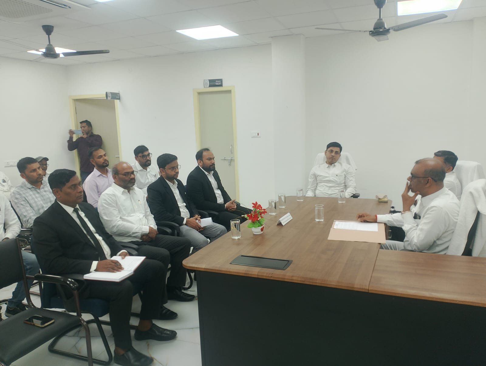 हिंदी समाचार | मुकदमों के बोझ से मिलेगी...