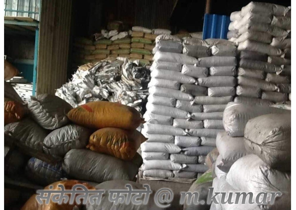 हिंदी समाचार |गोदाम कीपर ने लाॅक डाउन में...