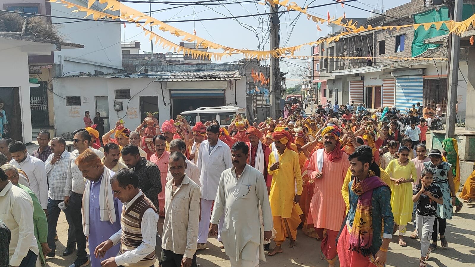 हिंदी समाचार |कलश यात्रा के साथ पंचकुंडीय...