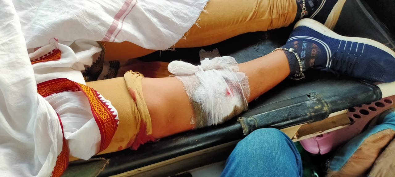 हिंदी समाचार |बाइक पर जा रही अंचल अमीन गस्ती...