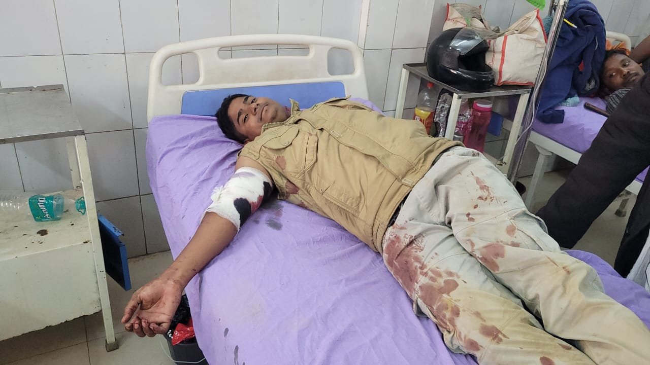 हिंदी समाचार |आजमगढ़ के जीयनपुर में मनबढ़ो...