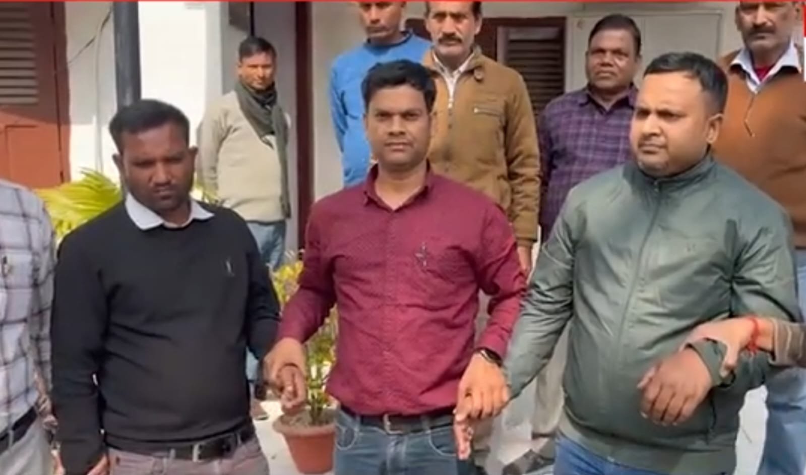 हिंदी समाचार |विशेष निगरानी इकाई ने 20000...