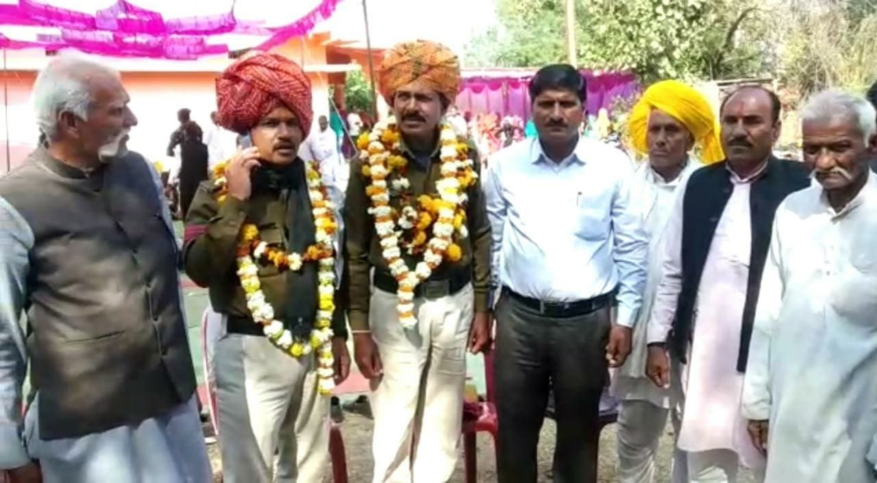 हिंदी समाचार |स्थानांतरण होने पर विदाई...