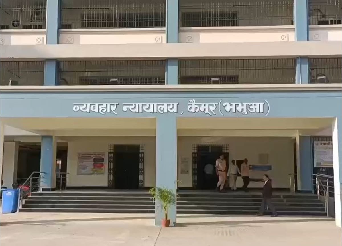 हिंदी समाचार |21 साल पुराने अवैध हथियार मामले...