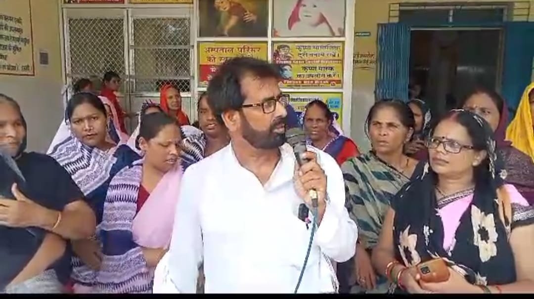 हिंदी समाचार |चैनपुर आशा कार्यकर्ताओं का...