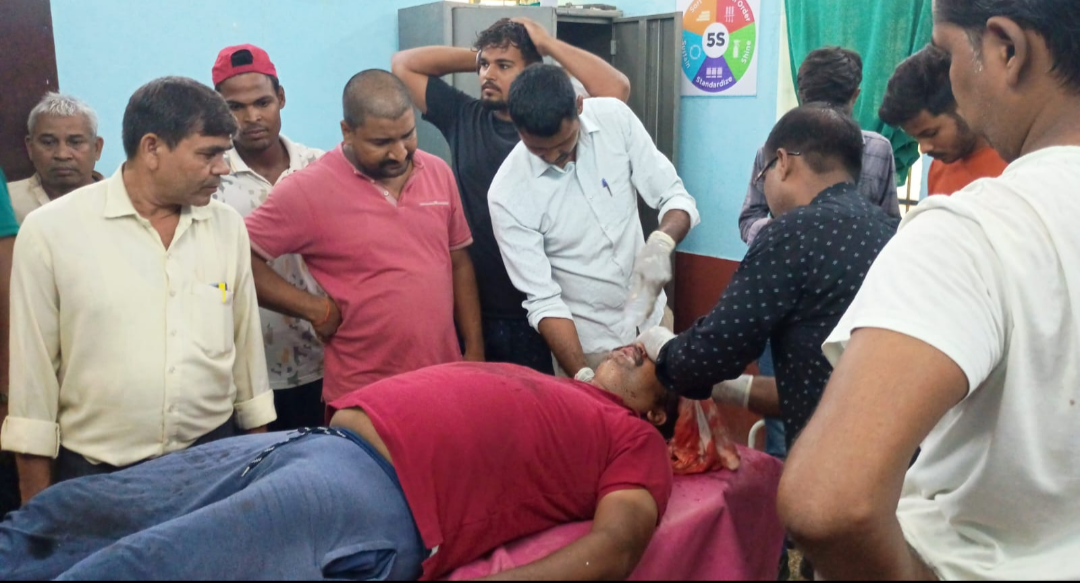 हिंदी समाचार |डायल 112 की गाड़ी के ठोकर से बाइक...