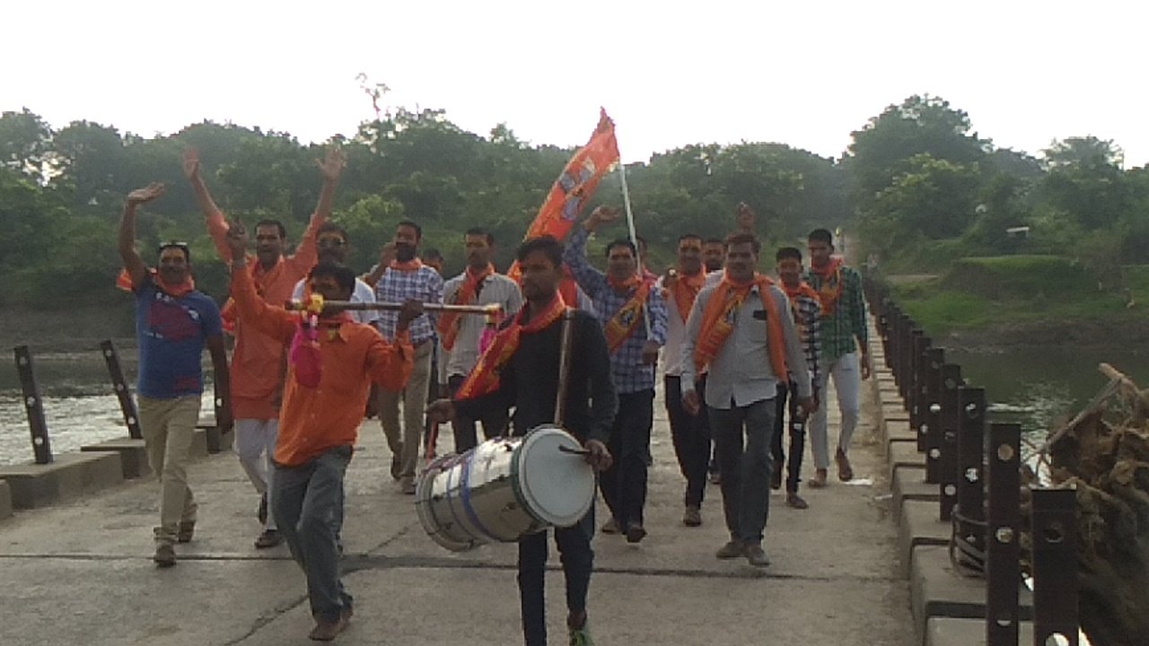 हिंदी समाचार |बोल बम के जयघोष के साथ निकली...